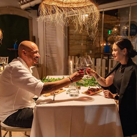 Opus One Luxury & Wine 4* 法鲁区